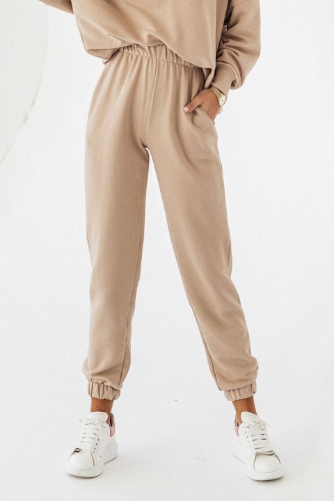 Spodnie Dresowe Model Morelli T23 Beige - IVON Spodnie Dresowe Model Morelli T23 Beige - IVON