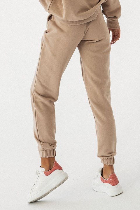 Spodnie Dresowe Model Morelli T23 Beige - IVON Spodnie Dresowe Model Morelli T23 Beige - IVON