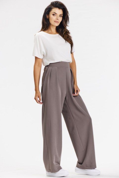 Spodnie Damskie Model A674 Taupe - awama Spodnie Damskie Model A674 Taupe - awama