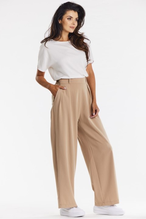 Spodnie Damskie Model A674 Beige - awama Spodnie Damskie Model A674 Beige - awama