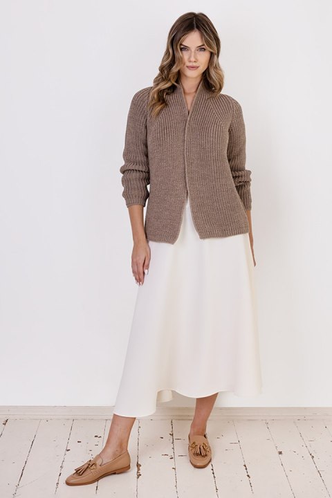 Sweter Kardigan Model SWE120 Mocca - MKM Sweter Kardigan Model SWE120 Mocca - MKM