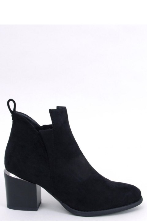 Botki na obcasie zamszowe HALLIE BLACK - Inello Hurtownia odzieży on-line, moda damska, bielizna i obuwie dla kobiet - Matterhor Botki na obcasie zamszowe HALLIE BLACK - Inello Hurtownia odzieży on-line, moda damska, bielizna i obuwie dla kobiet - Matterhor