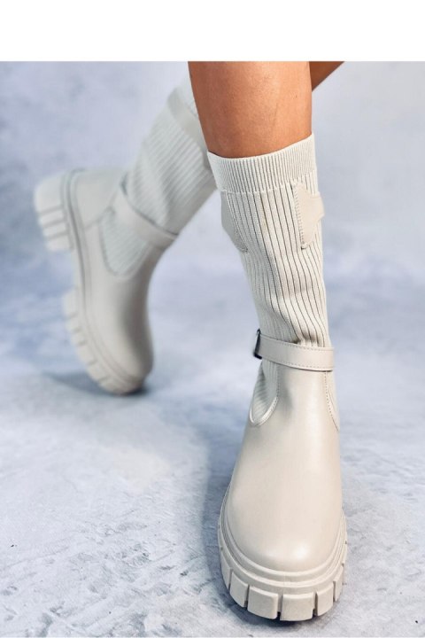 Oficerki z elastyczną cholewką RHEA BEIGE - Inello Oficerki z elastyczną cholewką RHEA BEIGE - Inello