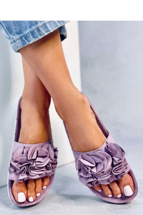 Sandał Klapki z kwiatami RIZZO PURPLE - Inello Sandał Klapki z kwiatami RIZZO PURPLE - Inello
