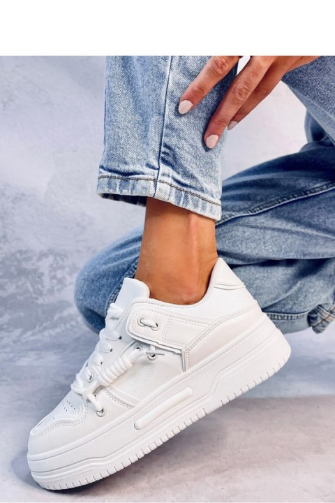 Sneakersy na wysokiej podeszwie CLAVELL WHITE - Inello Sneakersy na wysokiej podeszwie CLAVELL WHITE - Inello