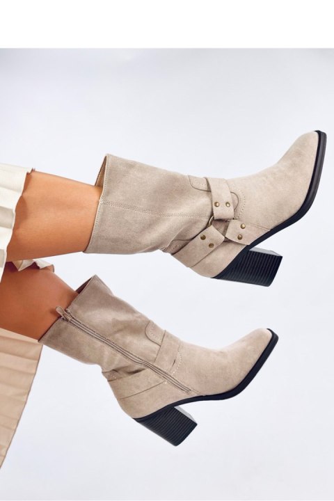Botki zamszowe kowbojki HARDIN BEIGE - Inello Botki zamszowe kowbojki HARDIN BEIGE - Inello
