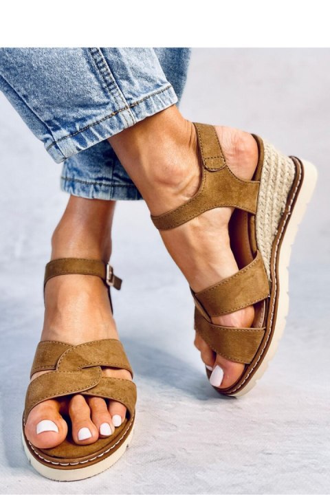 Sandał Espadryle na koturnie SERMON KHAKI - Inello Sandał Espadryle na koturnie SERMON KHAKI - Inello