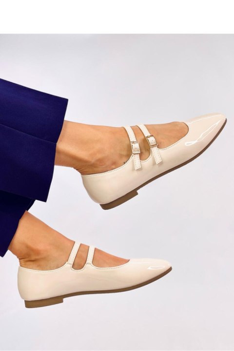 Baleriny lakierowane w stylu Mary Jane LITHS BEIGE - Inello Baleriny lakierowane w stylu Mary Jane LITHS BEIGE - Inello