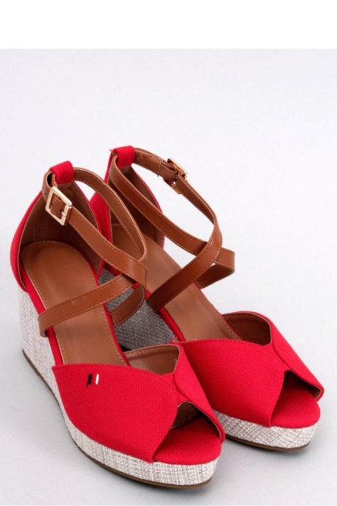 Sandałki na koturnie open toe BERNA RED - Inello Sandałki na koturnie open toe BERNA RED - Inello