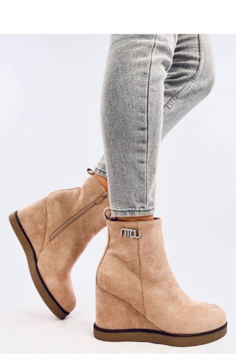 Botki na koturnie ROCHELLE KHAKI - Inello Botki na koturnie ROCHELLE KHAKI - Inello