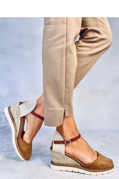 Espadryle na koturnie ELLIO KHAKI - Inello Espadryle na koturnie ELLIO KHAKI - Inello