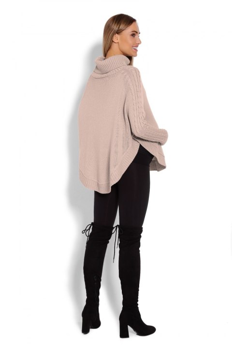 Sweter Ponczo Model 70009C Latte - PeeKaBoo Sweter Ponczo Model 70009C Latte - PeeKaBoo