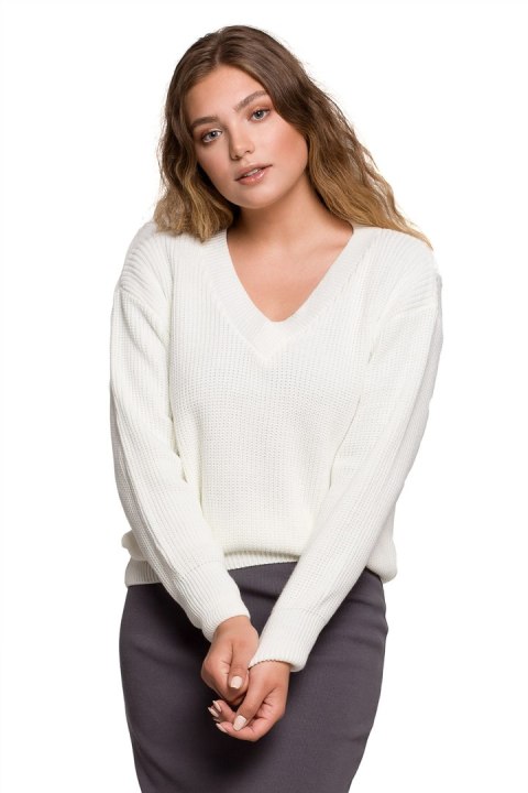 Sweter Damski Model BK075 Ecru - BE Knit Sweter Damski Model BK075 Ecru - BE Knit