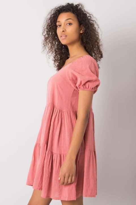 Sukienka Model TW-SK-BI-26460.28P Pink - Och Bella Sukienka Model TW-SK-BI-26460.28P Pink - Och Bella