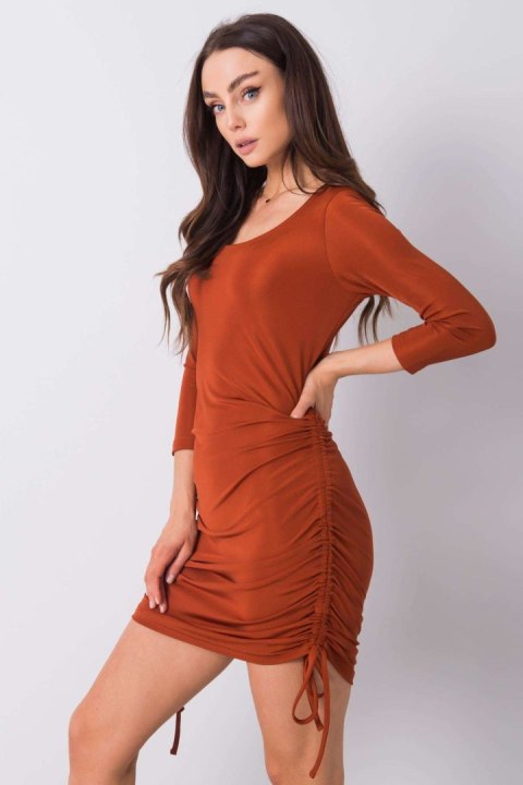 Sukienka Model TW-SK-BL-003.91 Dark Orange - Och Bella Sukienka Model TW-SK-BL-003.91 Dark Orange - Och Bella