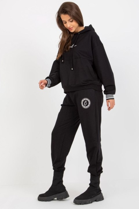 Spodnie Komplet Model RV-KMPL-8284.37P Black - Relevance Spodnie Komplet Model RV-KMPL-8284.37P Black - Relevance