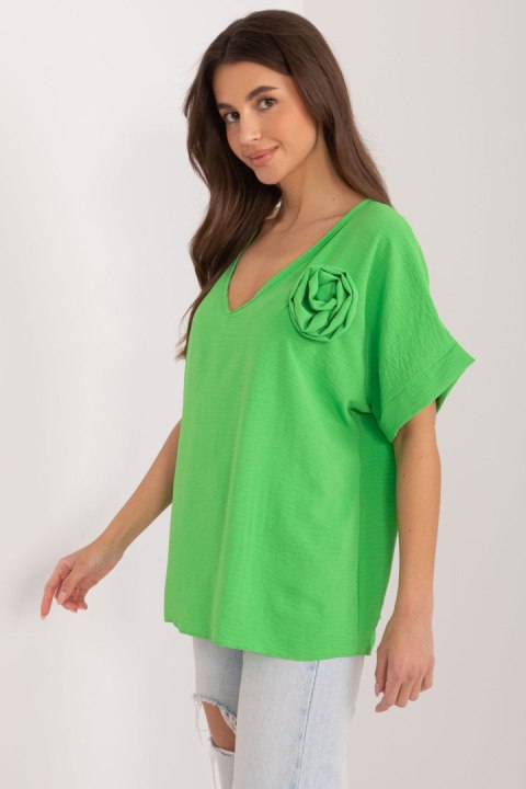 Bluzka Model DHJ-BZ-8368.02 Light Green - Italy Moda Bluzka Model DHJ-BZ-8368.02 Light Green - Italy Moda