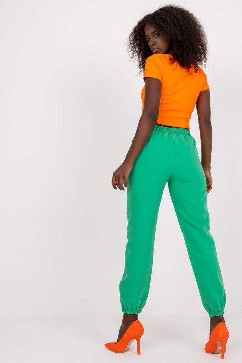 Spodnie Damskie Model DHJ-SP-15832.64 Dark Green - Italy Moda Spodnie Damskie Model DHJ-SP-15832.64 Dark Green - Italy Moda