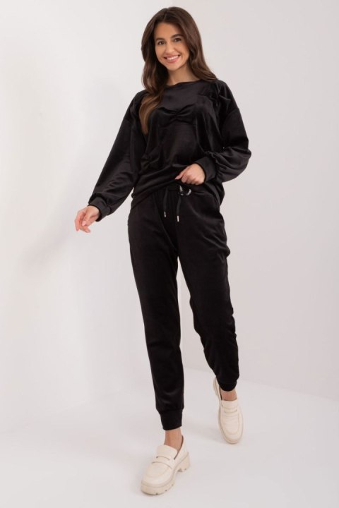 Spodnie Komplet Model DHJ-KMPL-8850.68 Black - Italy Moda Spodnie Komplet Model DHJ-KMPL-8850.68 Black - Italy Moda
