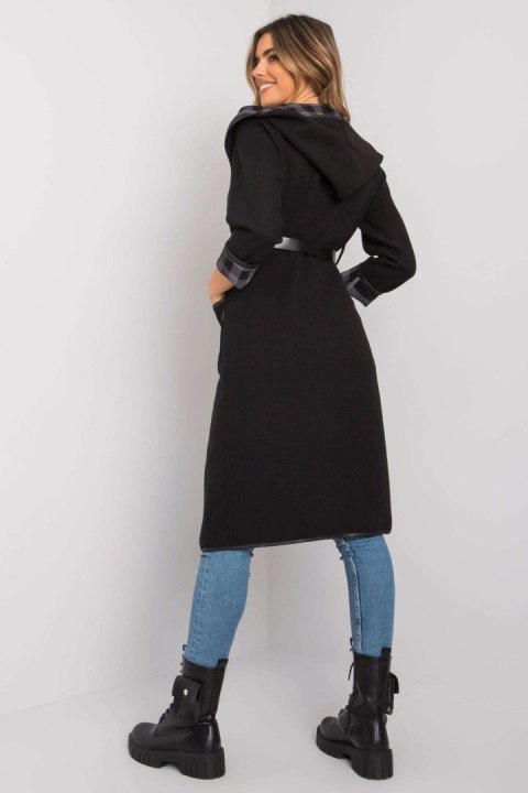 Płaszcz Damski Model DHJ-PL-A5721.40X Black - Italy Moda Płaszcz Damski Model DHJ-PL-A5721.40X Black - Italy Moda