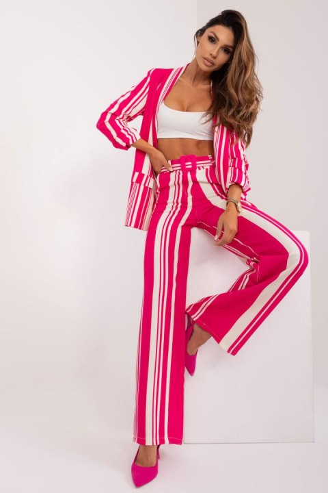Spodnie Damskie Model DHJ-SP-5077.27 Fuksja - Italy Moda Spodnie Damskie Model DHJ-SP-5077.27 Fuksja - Italy Moda