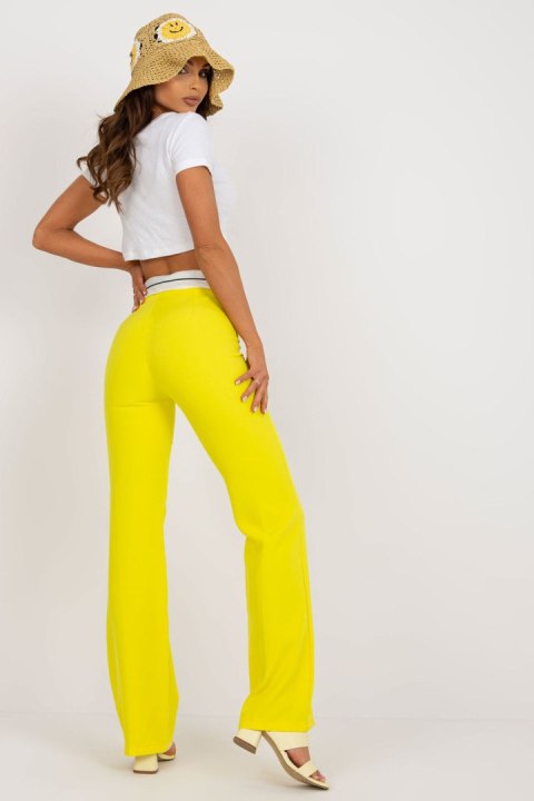 Spodnie Damskie Model DHJ-SP-6971.44P Yellow - Italy Moda Spodnie Damskie Model DHJ-SP-6971.44P Yellow - Italy Moda