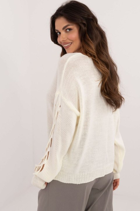 Sweter Damski Model MI-SW-2908.28 Ecru - Italy Moda Sweter Damski Model MI-SW-2908.28 Ecru - Italy Moda