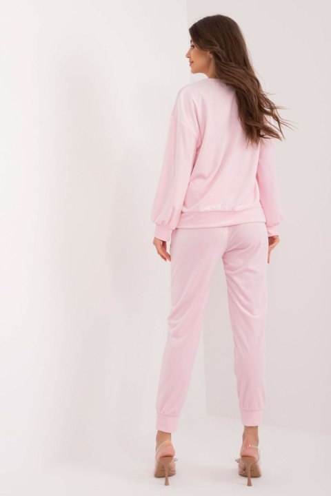 Spodnie Komplet Model DHJ-KMPL-8850.68 Light Pink - Italy Moda Spodnie Komplet Model DHJ-KMPL-8850.68 Light Pink - Italy Moda