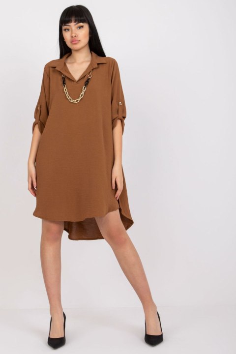 Sukienka Model DHJ-SK-V2209.94 Brown - Italy Moda Sukienka Model DHJ-SK-V2209.94 Brown - Italy Moda