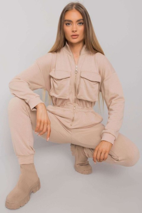 Kombinezon Model EM-KO-636.98 Beige - Ex Moda Hurtownia odzieży on-line, moda damska, bielizna i obuwie dla kobiet - Matterhorn. Kombinezon Model EM-KO-636.98 Beige - Ex Moda Hurtownia odzieży on-line, moda damska, bielizna i obuwie dla kobiet - Matterhorn.