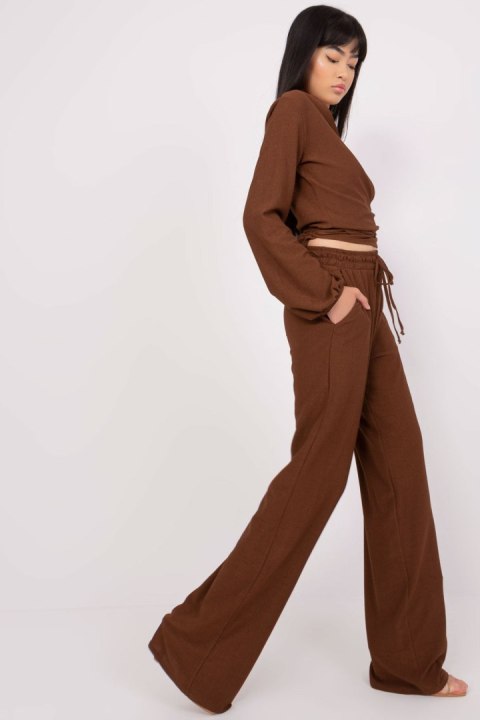 Spodnie Komplet Model LK-KMPL-509329.12 Brown - Lakerta Spodnie Komplet Model LK-KMPL-509329.12 Brown - Lakerta
