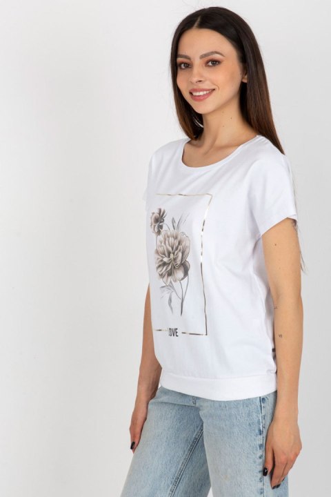Bluzka Model RV-BZ-8957.77 White - Rue Paris Bluzka Model RV-BZ-8957.77 White - Rue Paris
