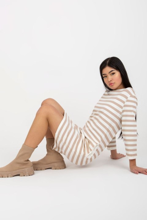 Sukienka Model LO-SK-LK-230.65 White/Beige - Rue Paris Sukienka Model LO-SK-LK-230.65 White/Beige - Rue Paris