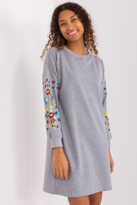 Sukienka Model RV-SK-8979.94P Grey - Rue Paris Sukienka Model RV-SK-8979.94P Grey - Rue Paris
