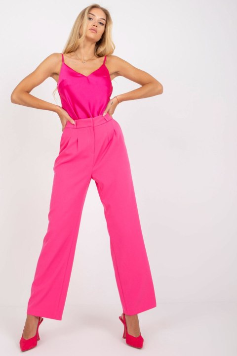 Spodnie Damskie Model TO-SP-18155.21P Dark Pink - Rue Paris Spodnie Damskie Model TO-SP-18155.21P Dark Pink - Rue Paris