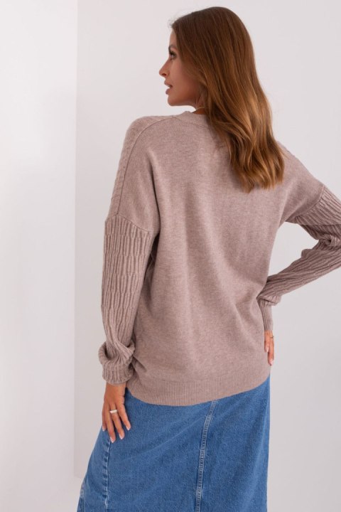 Sweter Damski Model AT-SW-2338.14P Dark Beige - AT Sweter Damski Model AT-SW-2338.14P Dark Beige - AT