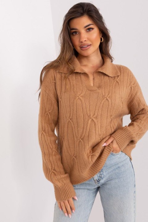 Sweter Damski Model AT-SW-2349-2.27 Camel - AT Sweter Damski Model AT-SW-2349-2.27 Camel - AT
