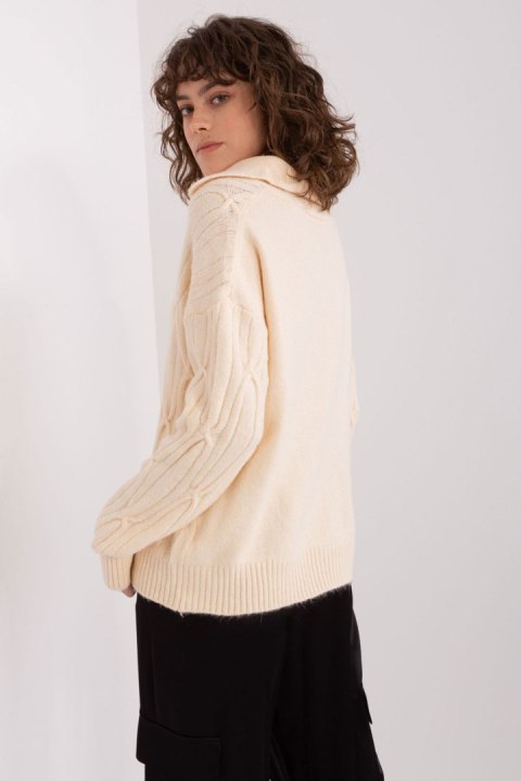 Sweter Damski Model AT-SW-2349-2.27 Light Beige - AT Sweter Damski Model AT-SW-2349-2.27 Light Beige - AT