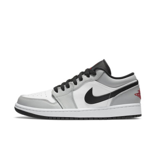 Buty sportowe Nike Air Jordan 1 Low “Light Smoke Grey” 553558-030