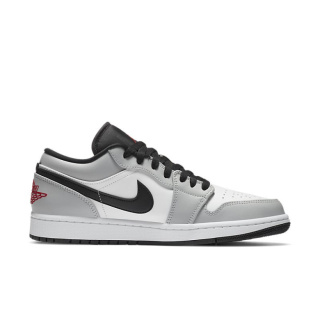 Buty sportowe Nike Air Jordan 1 Low “Light Smoke Grey” 553558-030