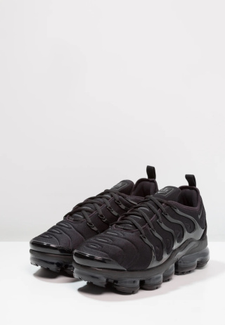 Buty Nike Air VaporMax Plus “Triple Black” - 924453-004