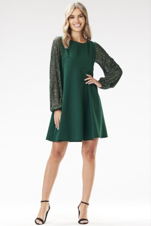 Sukienka Model A694 Bottle Green - awama Sukienka Model A694 Bottle Green - awama
