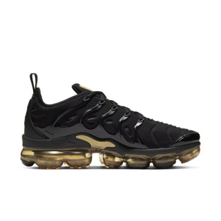Buty sportowe Nike Air VaporMax Plus “Black/Metallic Gold” CW7299-001