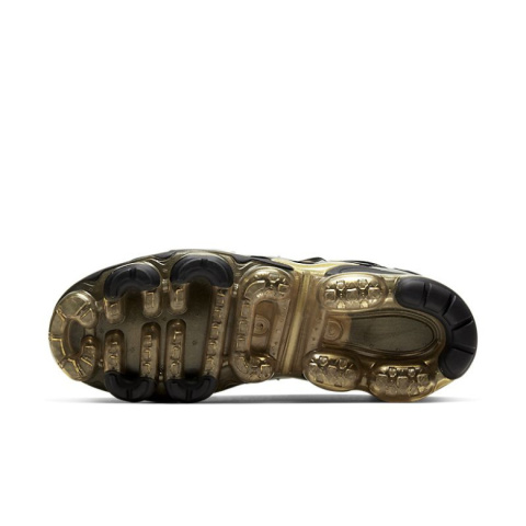 Buty sportowe Nike Air VaporMax Plus “Black/Metallic Gold” CW7299-001 Buty sportowe Nike Air VaporMax Plus “Black/Metallic Gold” CW7299-001