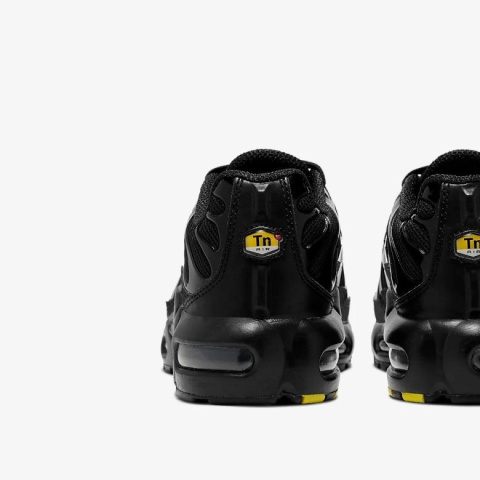 Buty Nike Air Max Plus "Triple Black" - CD0609-001 Buty Nike Air Max Plus "Triple Black" - CD0609-001